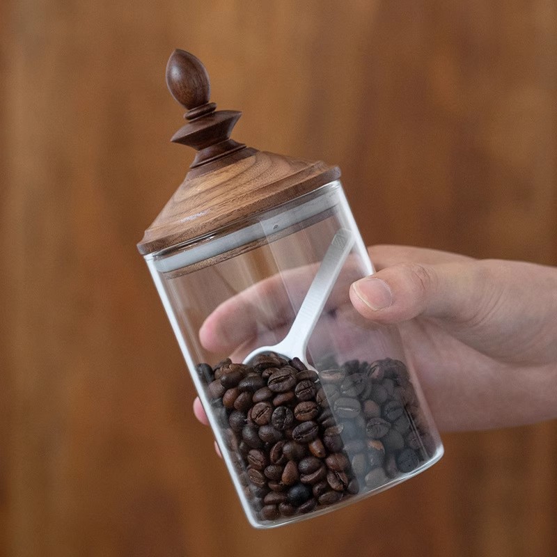 Słoik na ziarna kawy do użytku – Coffee Bean And Tea Leaf recenzja i cena