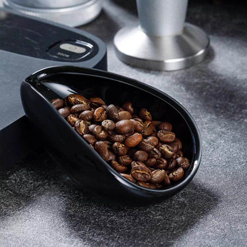 Ceramiczna taca dozująca ziarn – Coffee Bean And Tea Leaf recenzja i cena